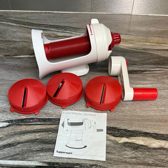 Tupperware FusionMaster Spiralizer Attachment - Picture 1 of 4
